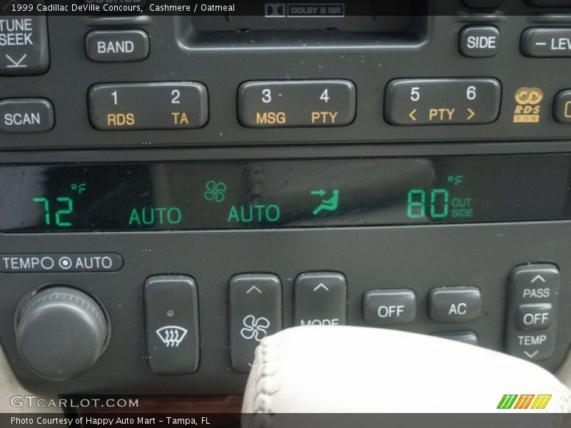Cashmere / Oatmeal 1999 Cadillac DeVille Concours