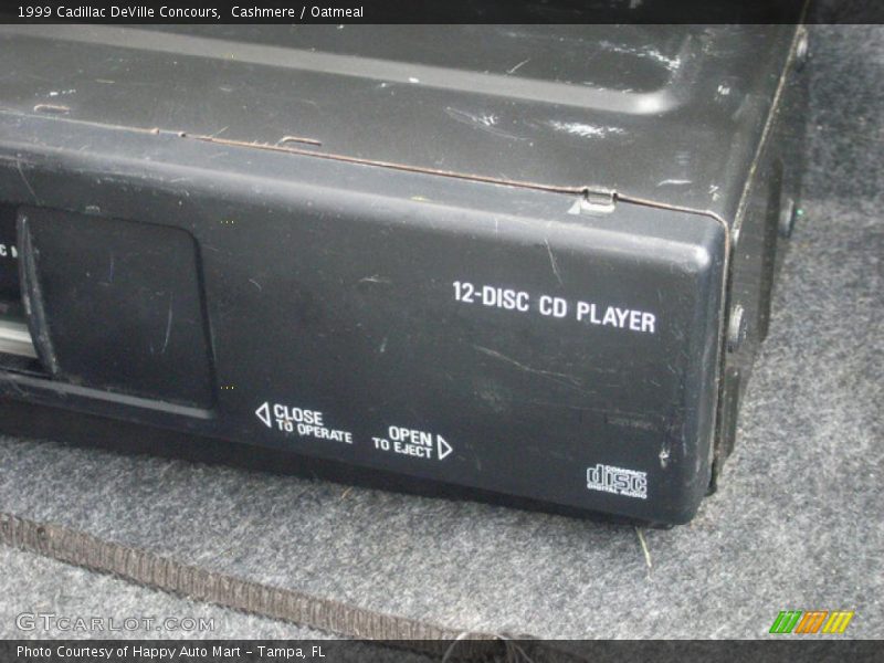 Cashmere / Oatmeal 1999 Cadillac DeVille Concours