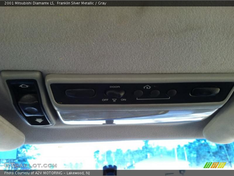 Franklin Silver Metallic / Gray 2001 Mitsubishi Diamante LS