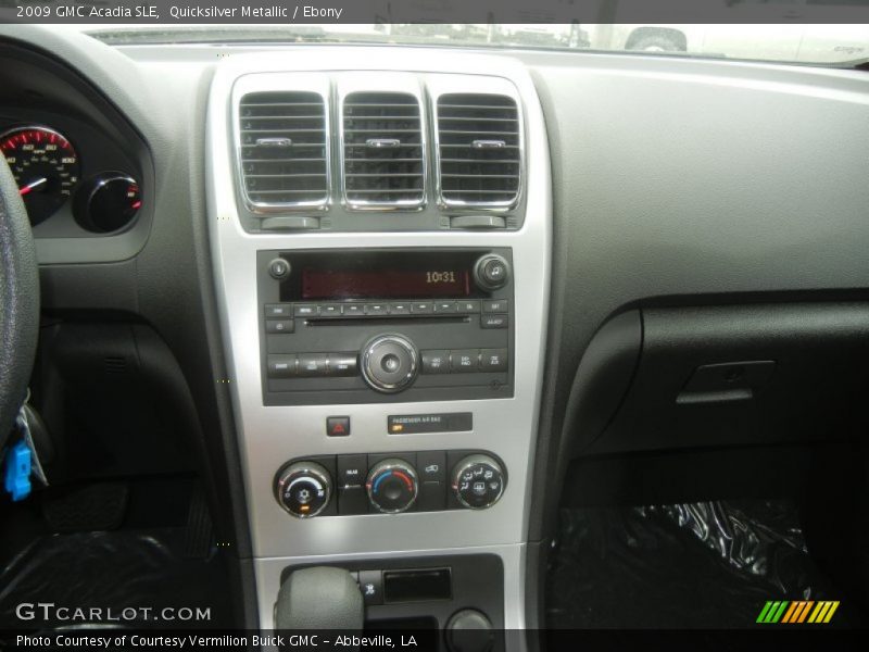 Quicksilver Metallic / Ebony 2009 GMC Acadia SLE