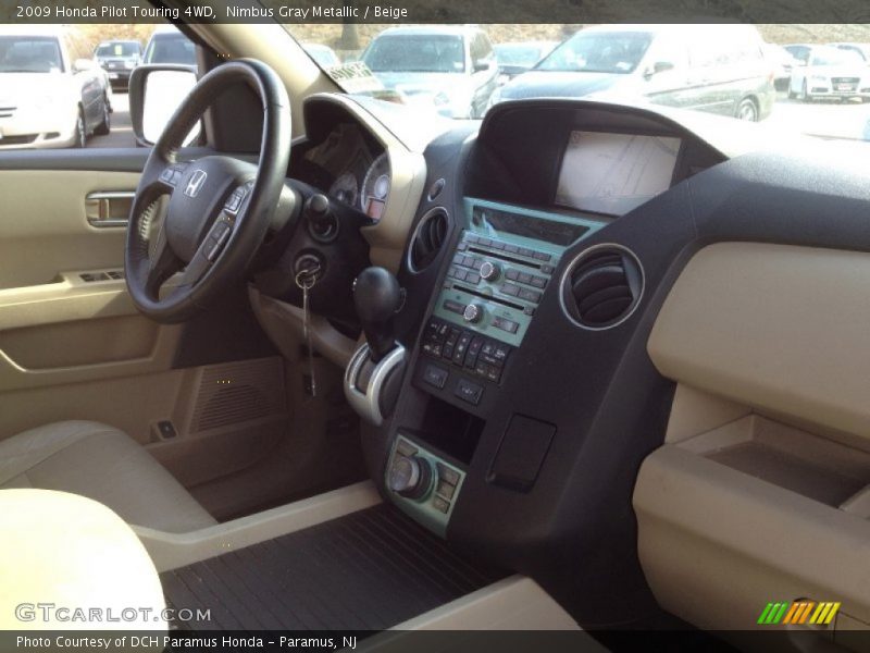 Nimbus Gray Metallic / Beige 2009 Honda Pilot Touring 4WD