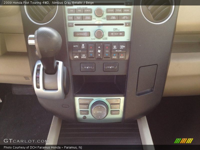 Nimbus Gray Metallic / Beige 2009 Honda Pilot Touring 4WD