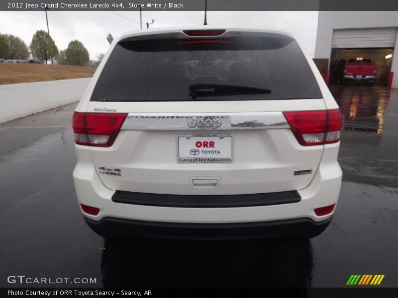 Stone White / Black 2012 Jeep Grand Cherokee Laredo 4x4