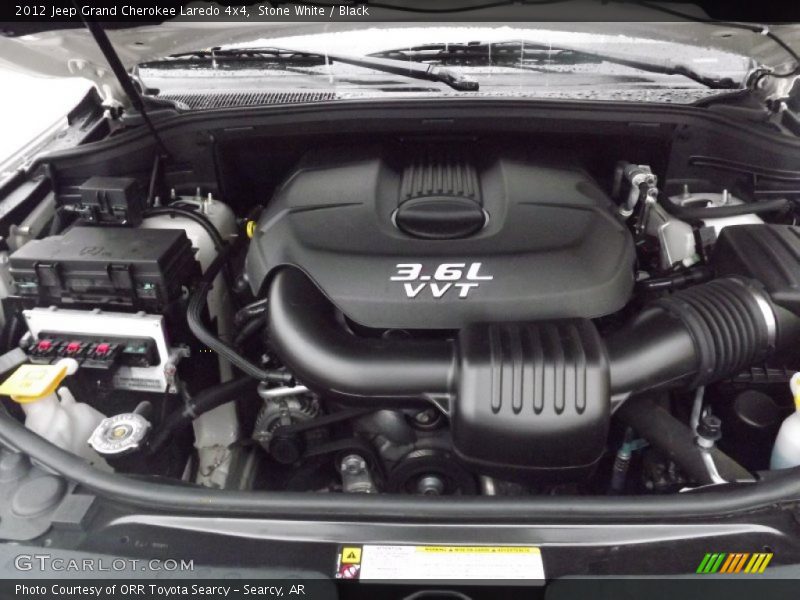 Stone White / Black 2012 Jeep Grand Cherokee Laredo 4x4