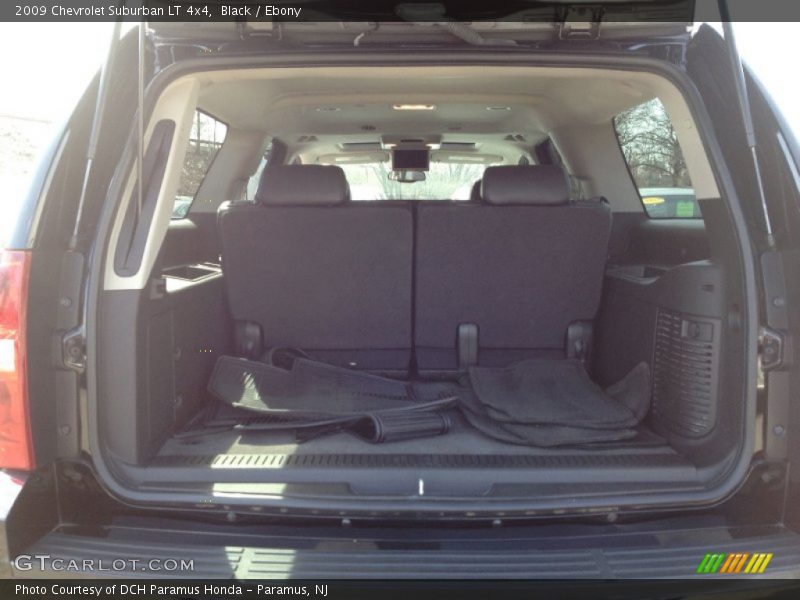 Black / Ebony 2009 Chevrolet Suburban LT 4x4