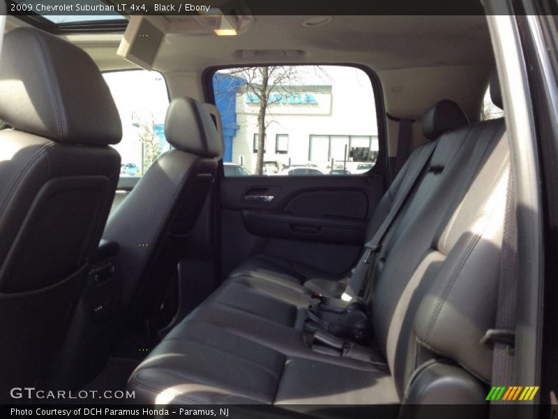 Black / Ebony 2009 Chevrolet Suburban LT 4x4