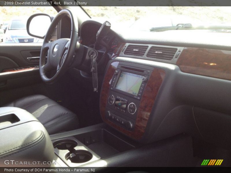 Black / Ebony 2009 Chevrolet Suburban LT 4x4