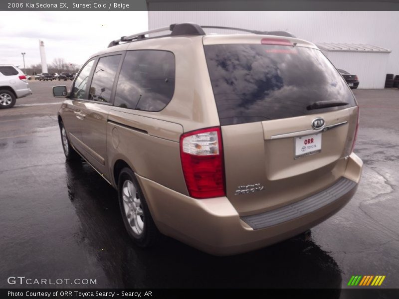 Sunset Gold / Beige 2006 Kia Sedona EX