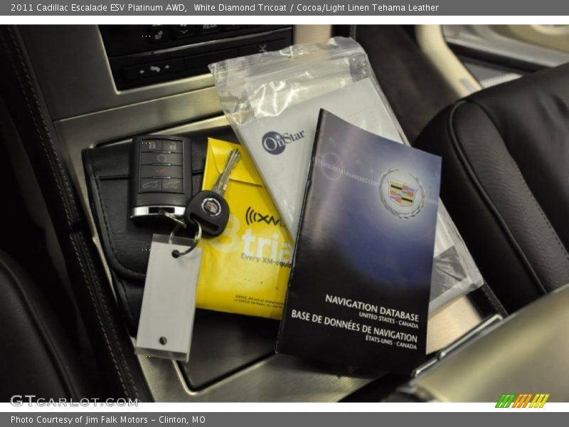 White Diamond Tricoat / Cocoa/Light Linen Tehama Leather 2011 Cadillac Escalade ESV Platinum AWD