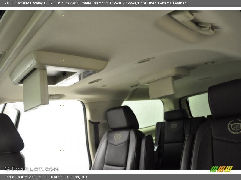 White Diamond Tricoat / Cocoa/Light Linen Tehama Leather 2011 Cadillac Escalade ESV Platinum AWD