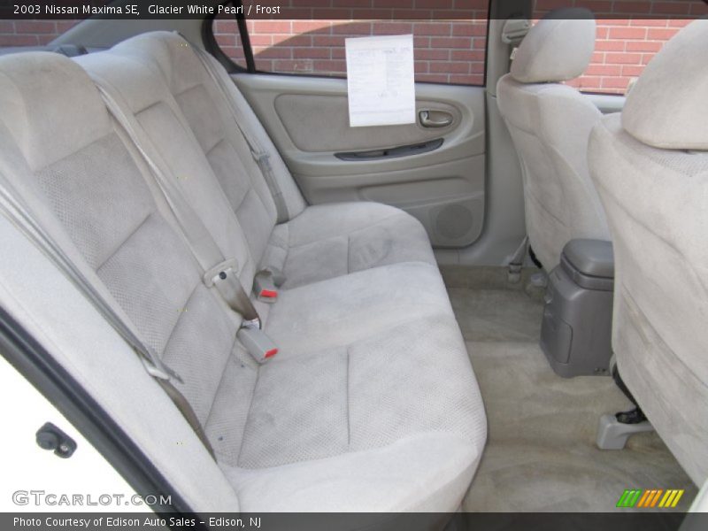 Glacier White Pearl / Frost 2003 Nissan Maxima SE