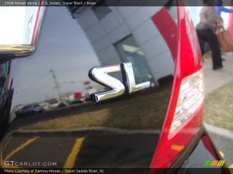 Super Black / Beige 2008 Nissan Versa 1.8 SL Sedan