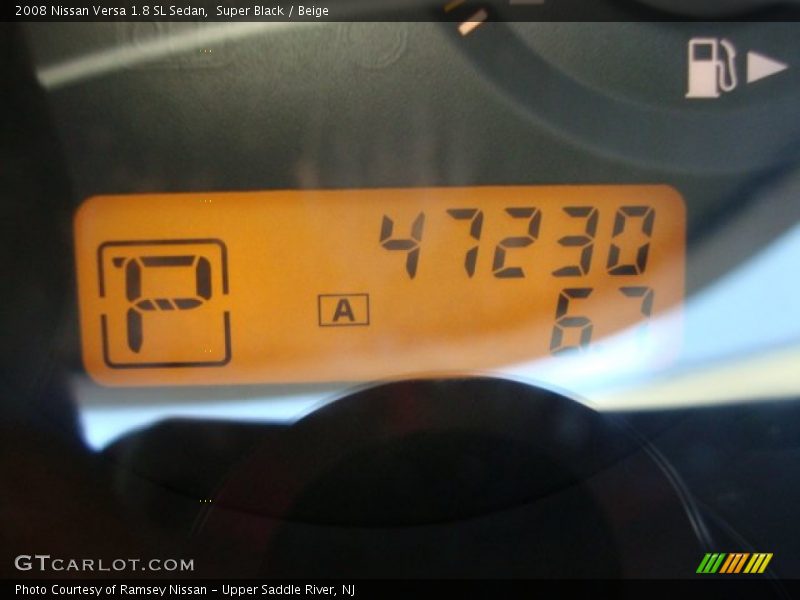 Super Black / Beige 2008 Nissan Versa 1.8 SL Sedan