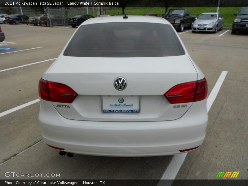 Candy White / Cornsilk Beige 2011 Volkswagen Jetta SE Sedan