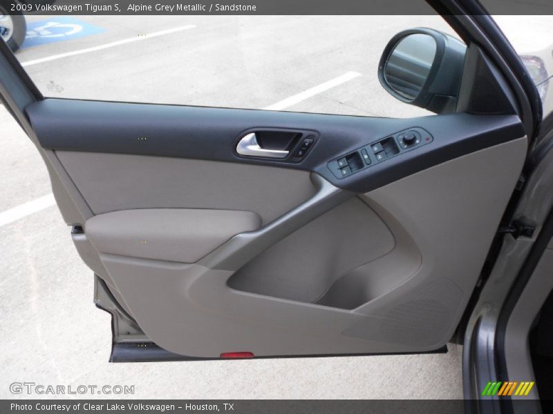 Alpine Grey Metallic / Sandstone 2009 Volkswagen Tiguan S