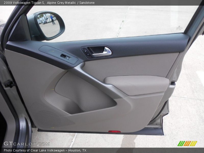 Alpine Grey Metallic / Sandstone 2009 Volkswagen Tiguan S