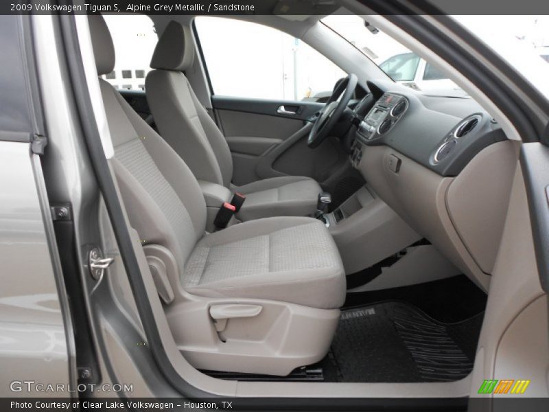 Alpine Grey Metallic / Sandstone 2009 Volkswagen Tiguan S