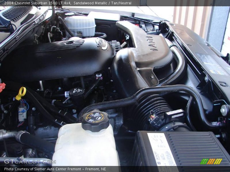 Sandalwood Metallic / Tan/Neutral 2004 Chevrolet Suburban 1500 LT 4x4