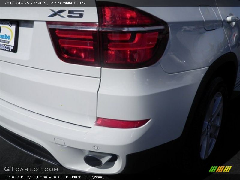Alpine White / Black 2012 BMW X5 xDrive35i