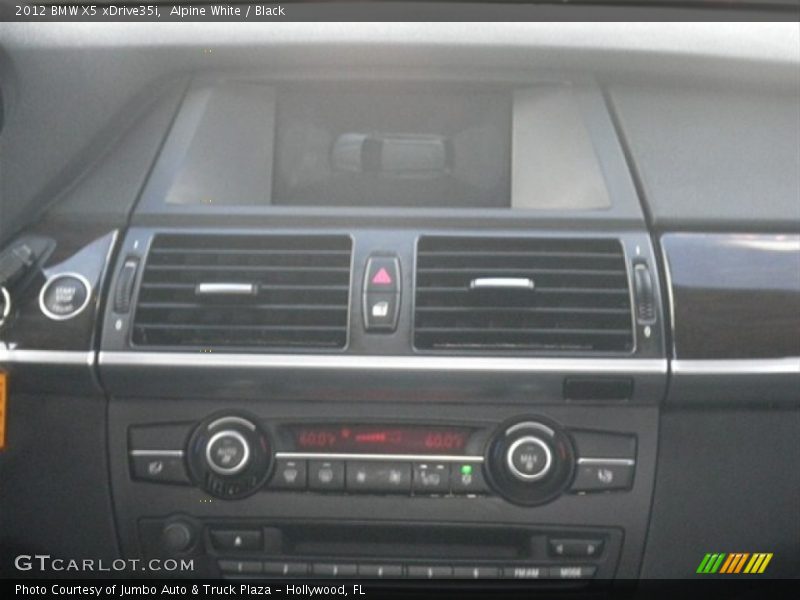 Alpine White / Black 2012 BMW X5 xDrive35i