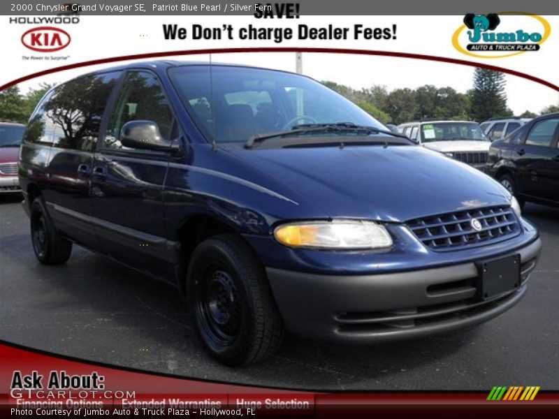 Patriot Blue Pearl / Silver Fern 2000 Chrysler Grand Voyager SE
