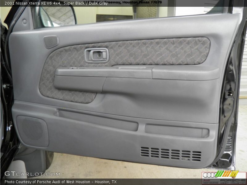 Super Black / Dusk Gray 2001 Nissan Xterra XE V6 4x4