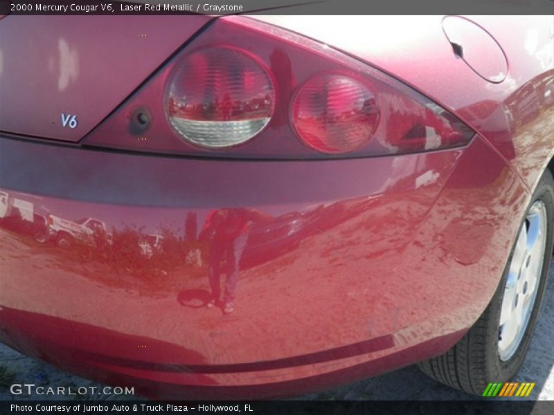 Laser Red Metallic / Graystone 2000 Mercury Cougar V6