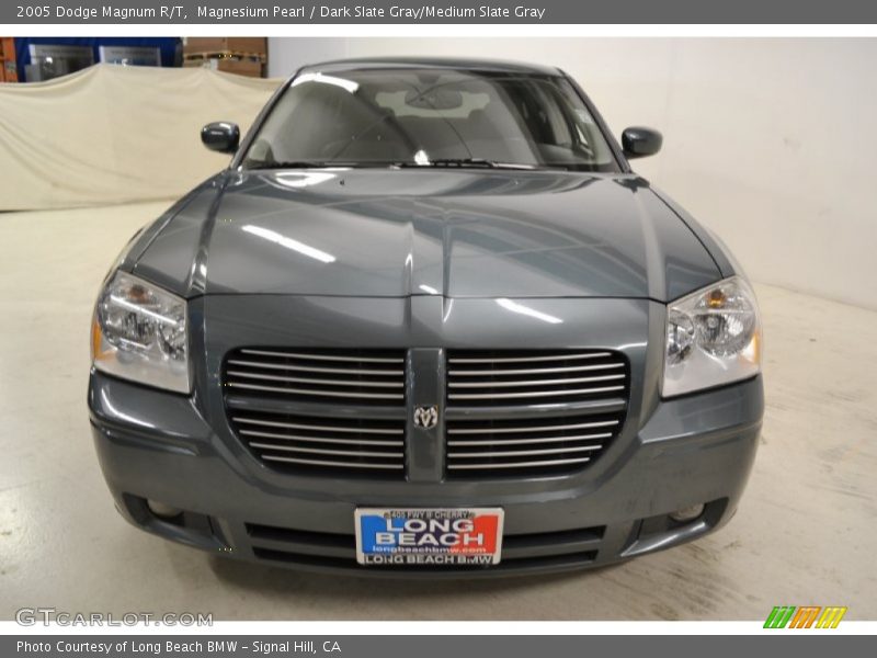 Magnesium Pearl / Dark Slate Gray/Medium Slate Gray 2005 Dodge Magnum R/T
