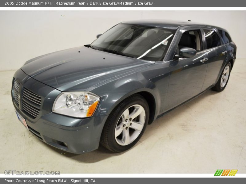 Magnesium Pearl / Dark Slate Gray/Medium Slate Gray 2005 Dodge Magnum R/T