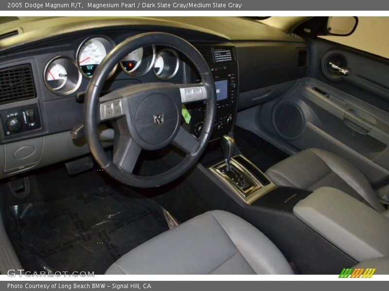 Magnesium Pearl / Dark Slate Gray/Medium Slate Gray 2005 Dodge Magnum R/T
