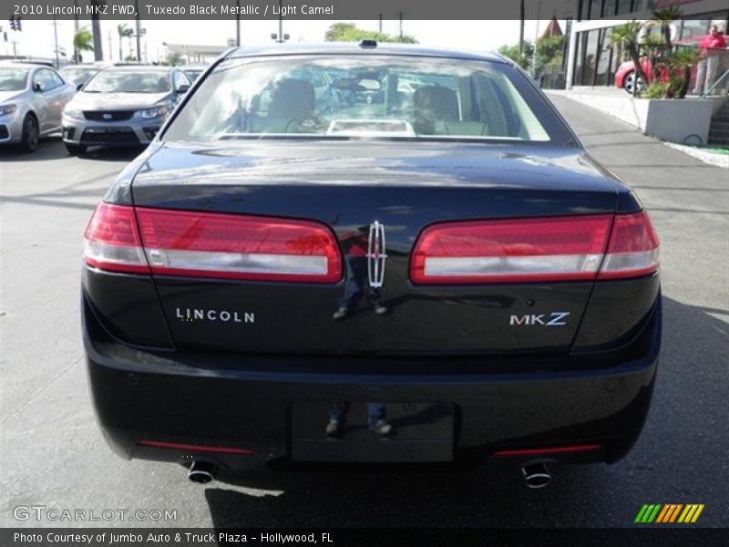 Tuxedo Black Metallic / Light Camel 2010 Lincoln MKZ FWD