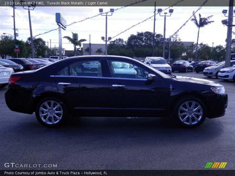 Tuxedo Black Metallic / Light Camel 2010 Lincoln MKZ FWD