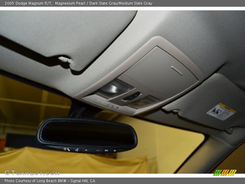 Magnesium Pearl / Dark Slate Gray/Medium Slate Gray 2005 Dodge Magnum R/T