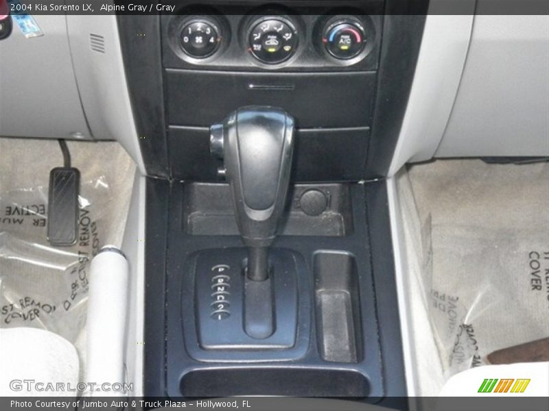 Alpine Gray / Gray 2004 Kia Sorento LX