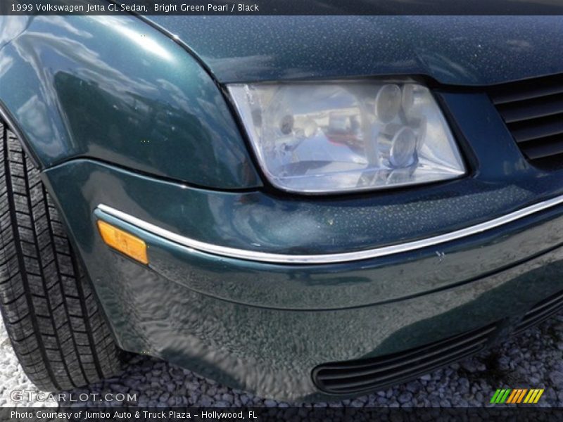 Bright Green Pearl / Black 1999 Volkswagen Jetta GL Sedan