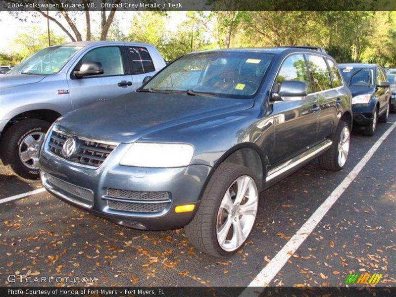 Offroad Grey Metallic / Teak 2004 Volkswagen Touareg V8