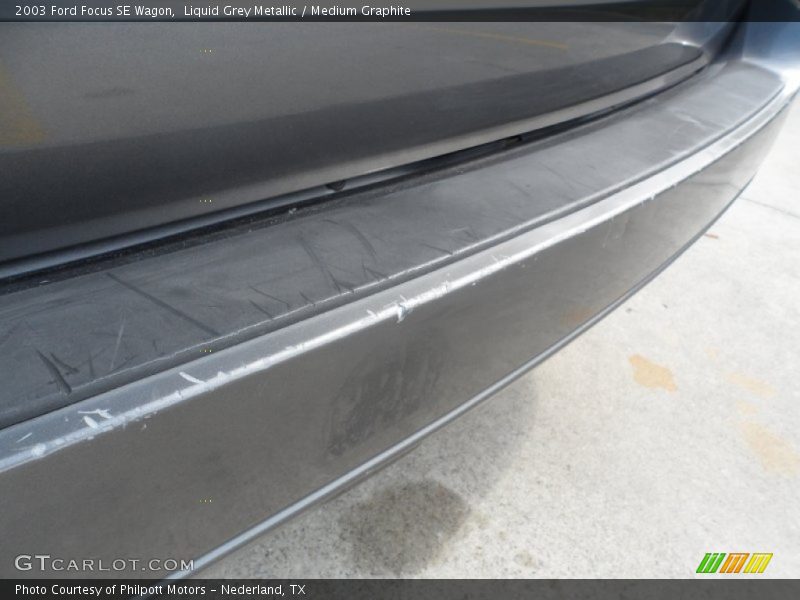 Liquid Grey Metallic / Medium Graphite 2003 Ford Focus SE Wagon
