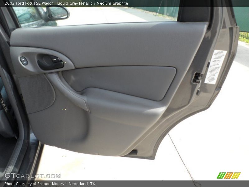 Liquid Grey Metallic / Medium Graphite 2003 Ford Focus SE Wagon