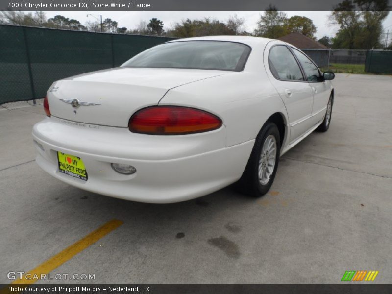 Stone White / Taupe 2003 Chrysler Concorde LXi