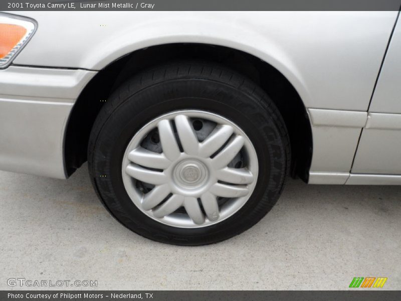 Lunar Mist Metallic / Gray 2001 Toyota Camry LE