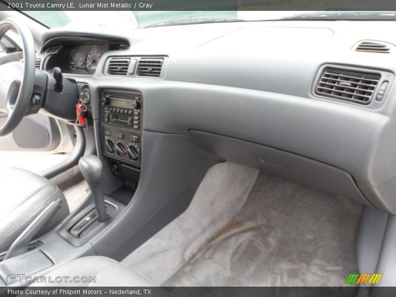 Lunar Mist Metallic / Gray 2001 Toyota Camry LE