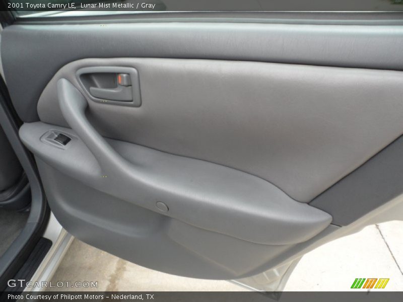 Lunar Mist Metallic / Gray 2001 Toyota Camry LE