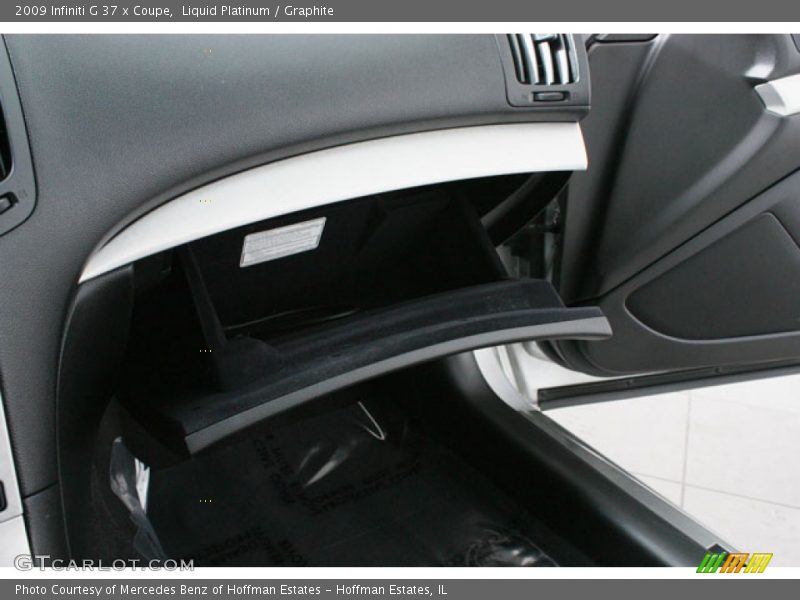 Liquid Platinum / Graphite 2009 Infiniti G 37 x Coupe