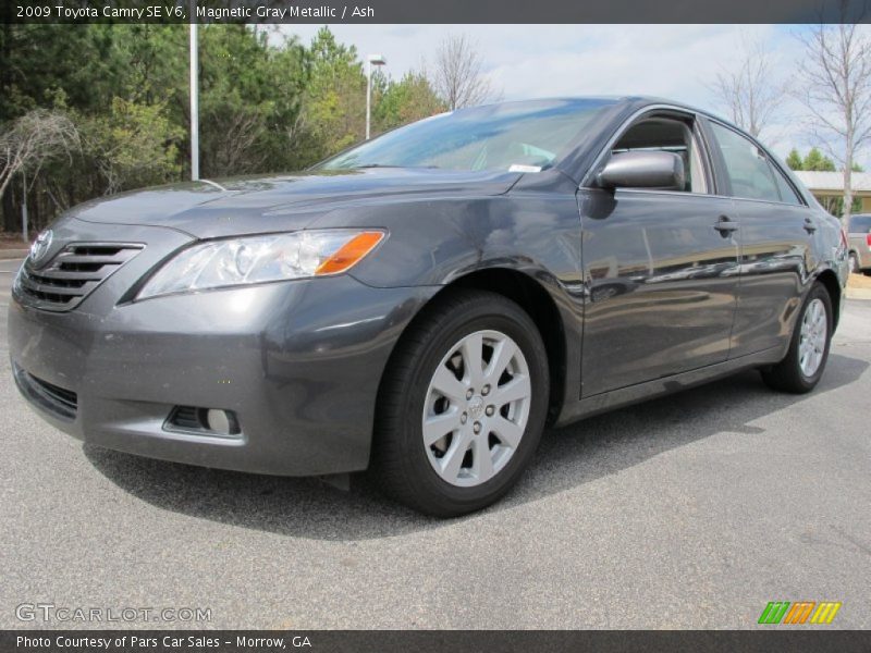 Magnetic Gray Metallic / Ash 2009 Toyota Camry SE V6