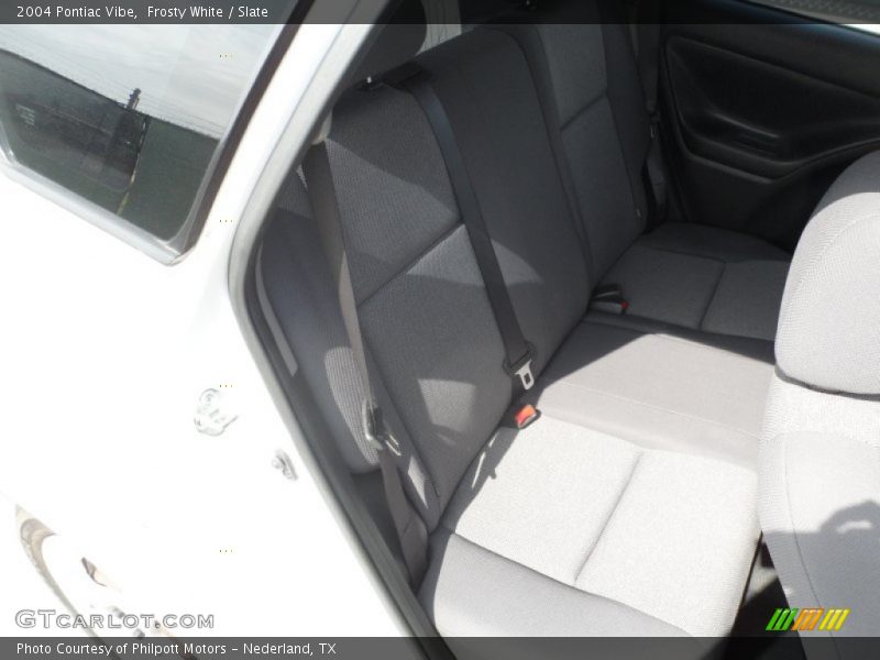 Frosty White / Slate 2004 Pontiac Vibe