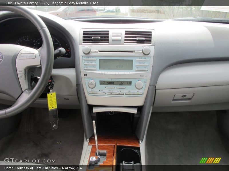 Magnetic Gray Metallic / Ash 2009 Toyota Camry SE V6