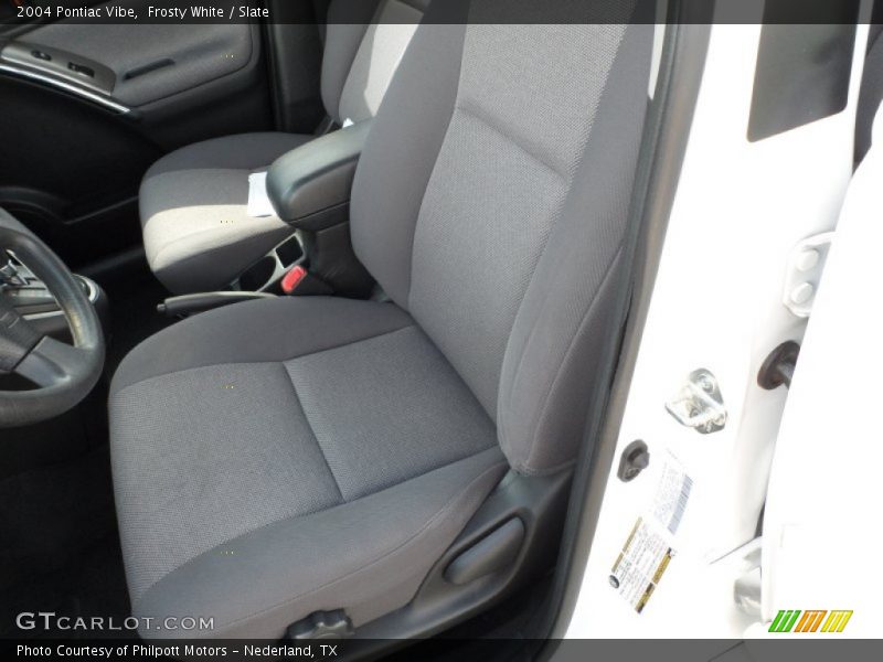 Frosty White / Slate 2004 Pontiac Vibe