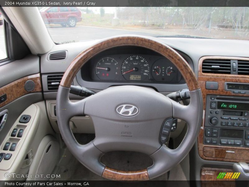 Ivory Pearl / Gray 2004 Hyundai XG350 L Sedan