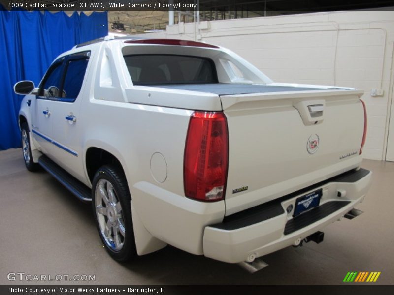 White Diamond / Ebony/Ebony 2009 Cadillac Escalade EXT AWD