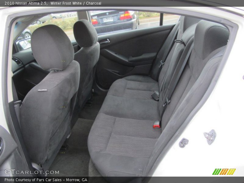 Winter Frost White / Charcoal 2010 Nissan Altima 2.5